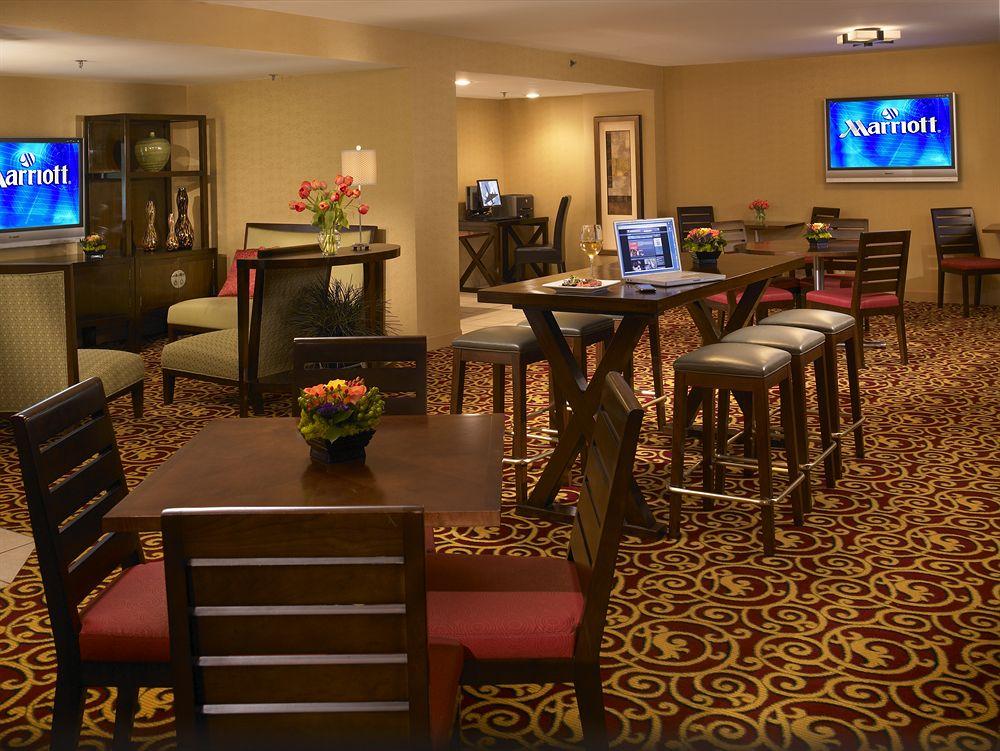 Hotel Detroit Marriott Troy Exterior foto