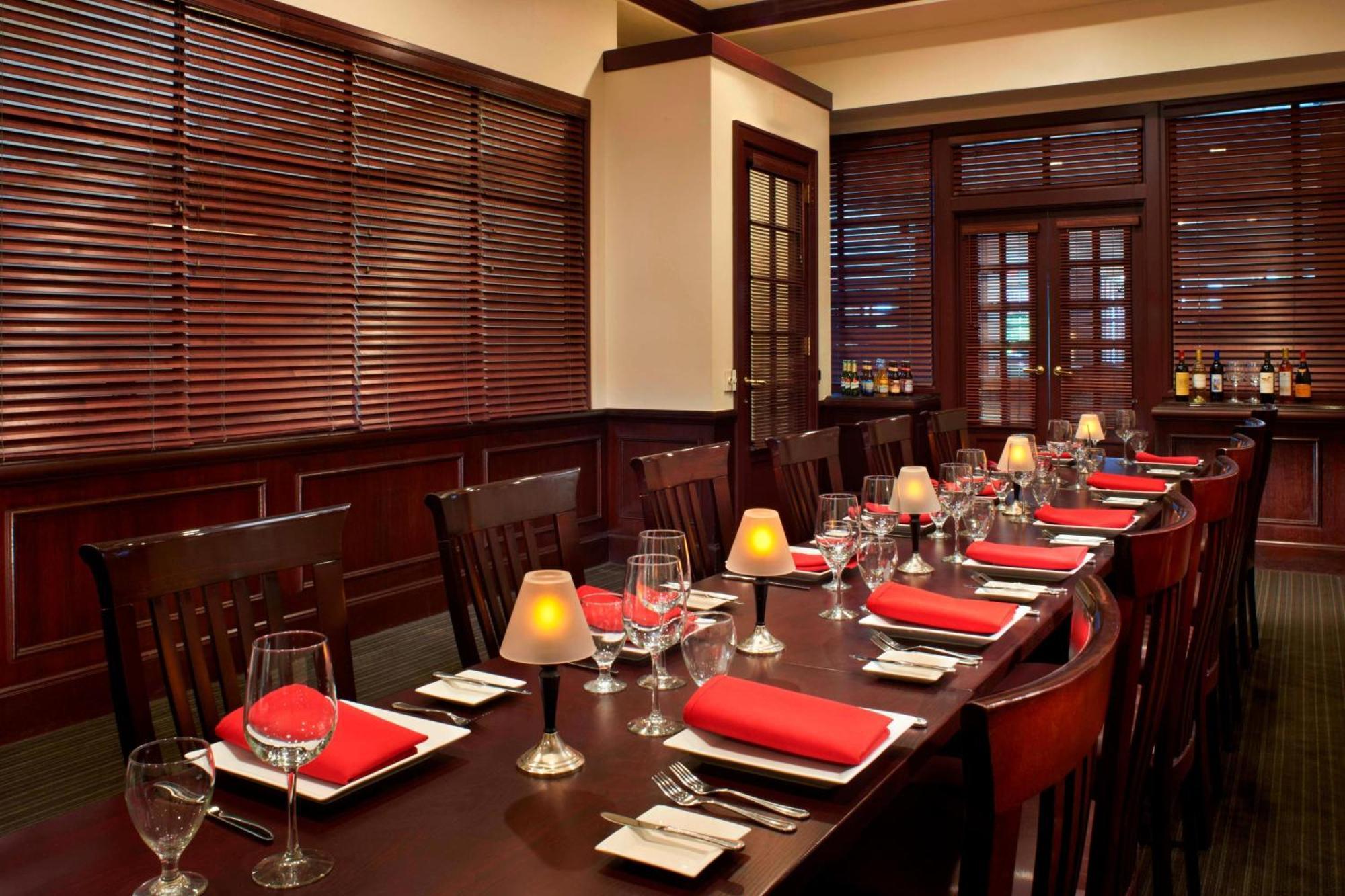 Hotel Detroit Marriott Troy Restaurante foto